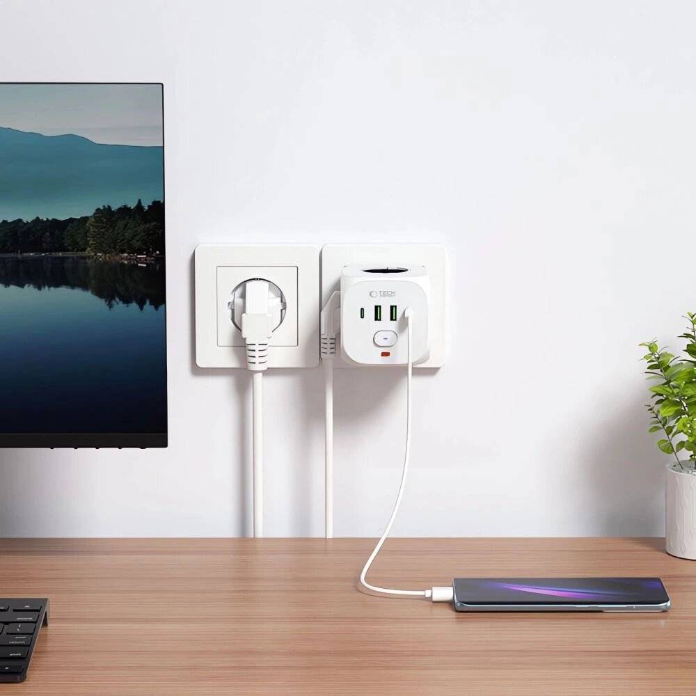 Tech-Protect PCL3x4 Steckdosenleiste, 2x USB-A, USB-C, 3x AC Typ Schuko - Weiß-3