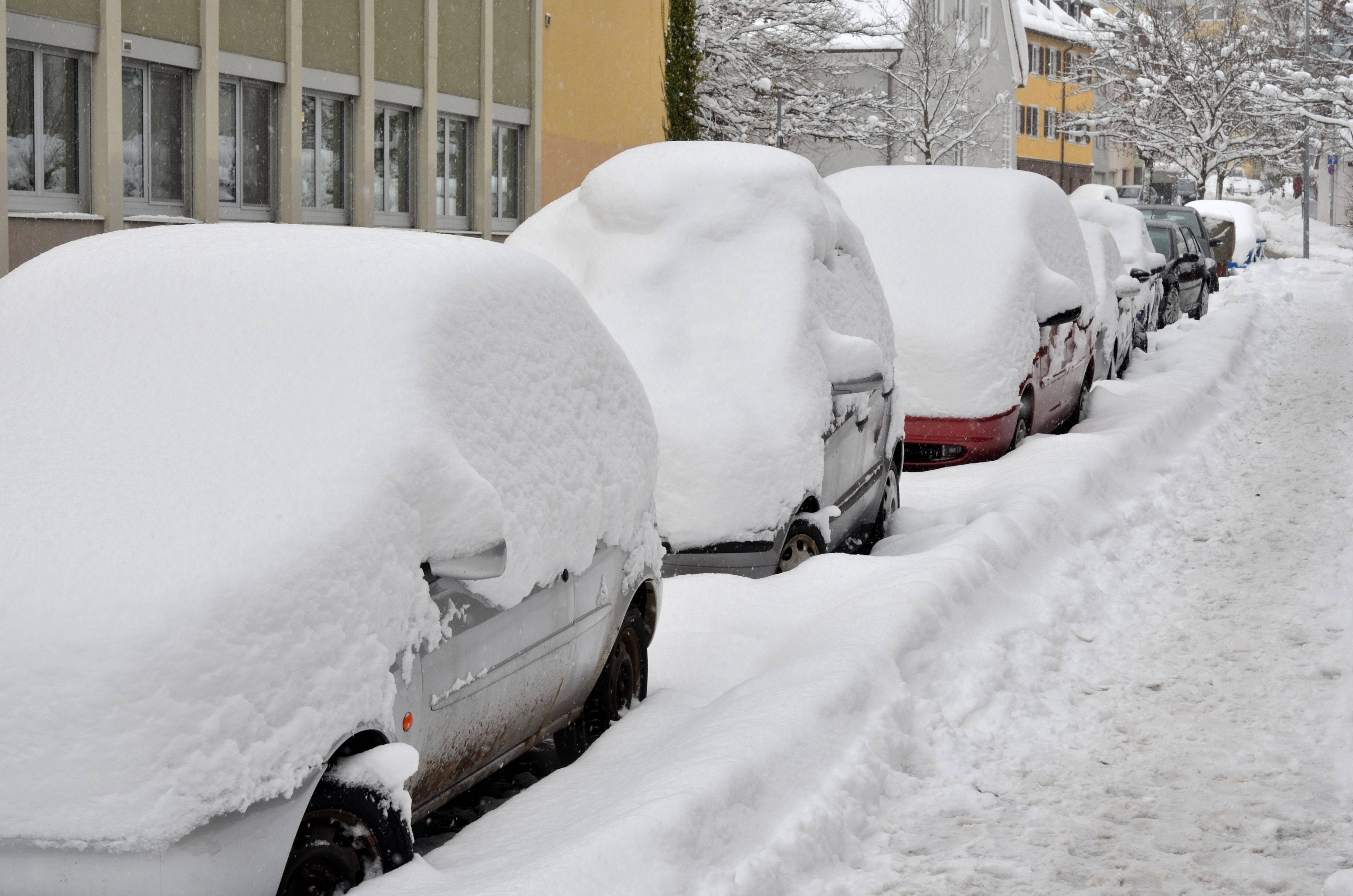 Handys im Winter nicht im kalten Auto liegen lassen