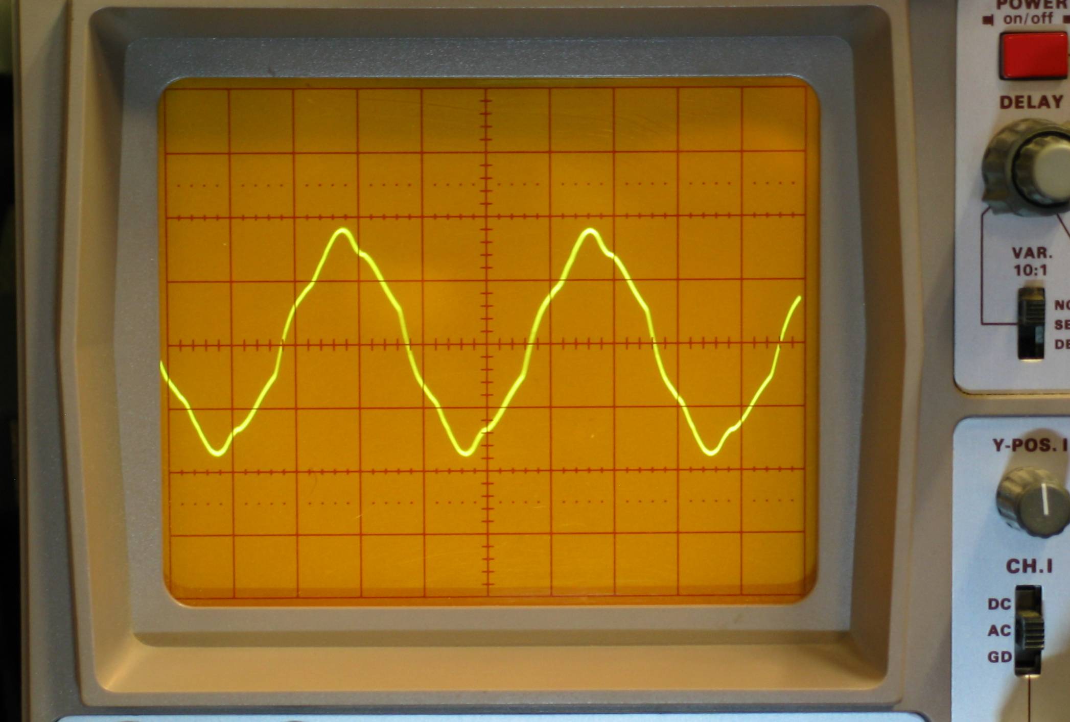 Brummspannung am Oszilloskop sichtbar gemacht
