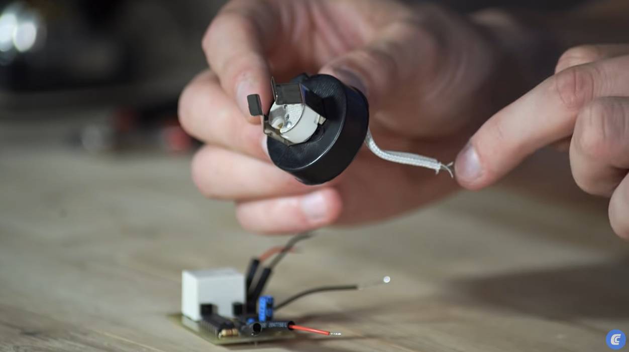 Lampenfassung für das neue LED-Leuchtmittel