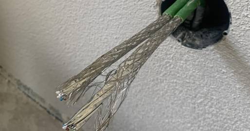 Kabelmantel verwijderen