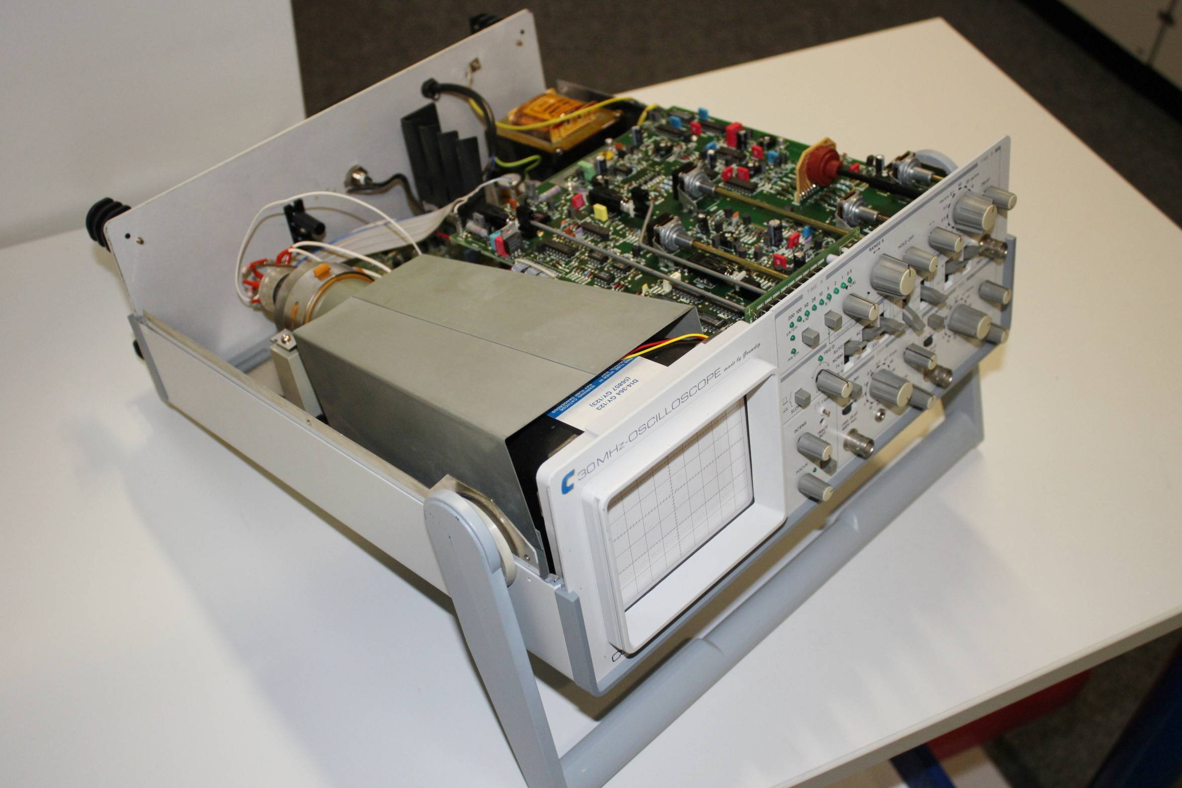 Oscyloskop analogowy