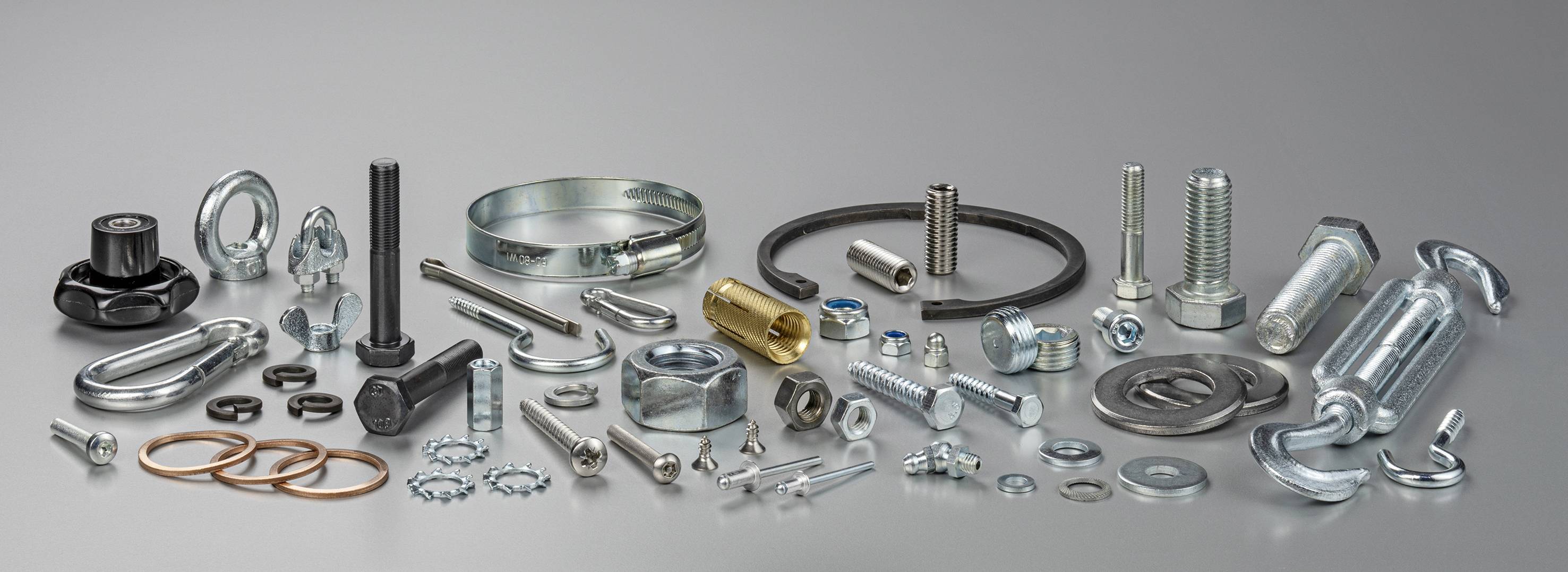 Schrauben und Sonderbauteile