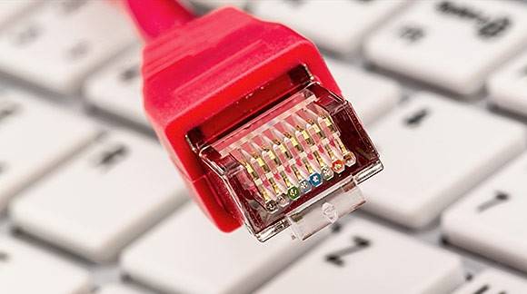 RJ45-Stecker für den Netzwerkanschluss