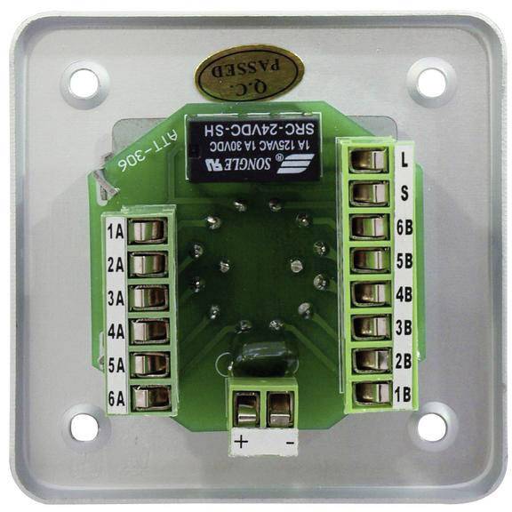 Electrical connection module with multiple numbered terminals, green circuit board and label 'SRK-24VDC-SH'.