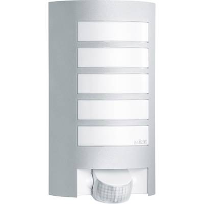 Wall light with integrated motion sensor, suitable for outdoor use. Silver housing with five horizontal light bands.