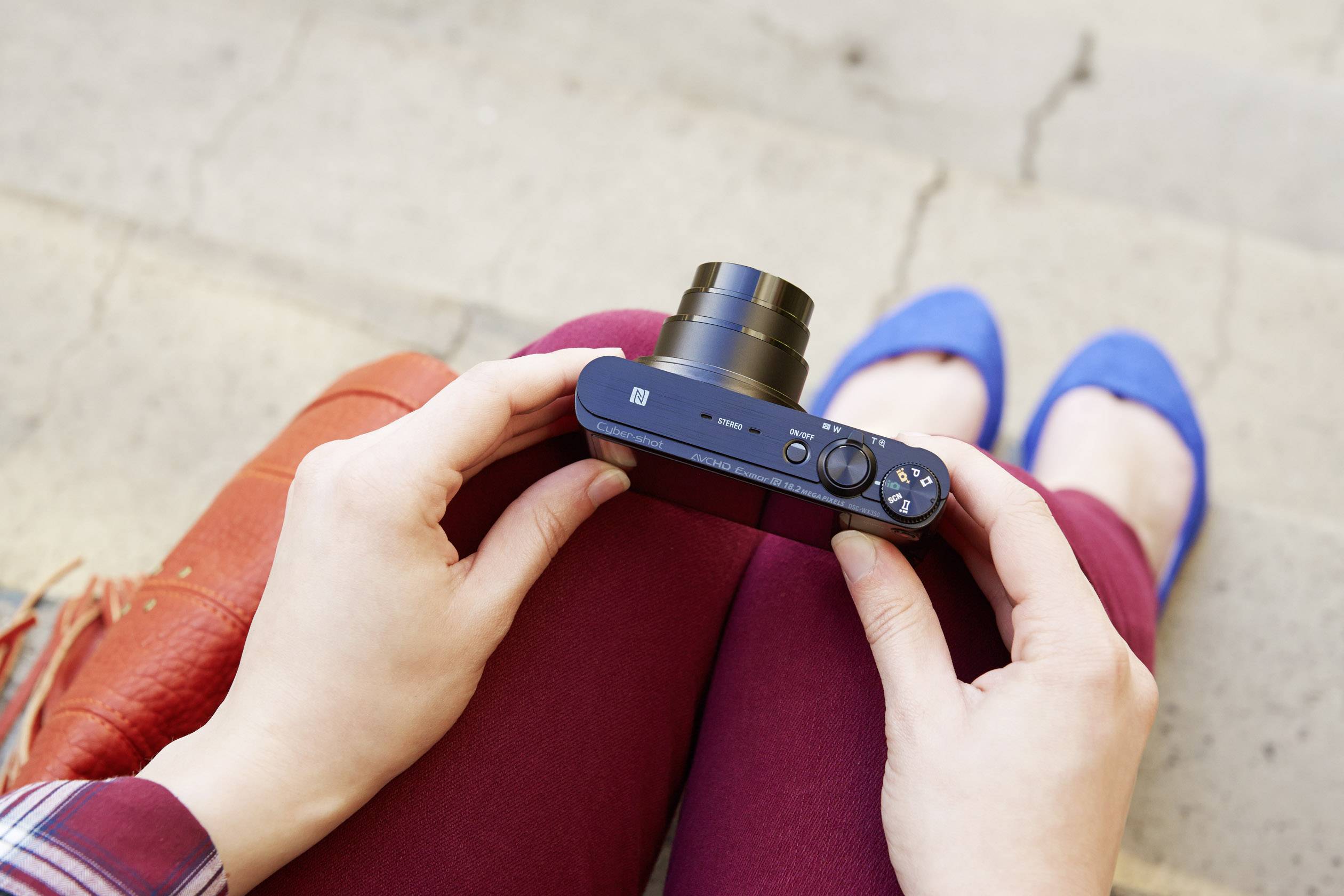 Sony Cyber-Shot DSC-WX350B Digital camera 18.2 MP Optical zoom: 20 x Black Full HD Video, Wi-Fi-13