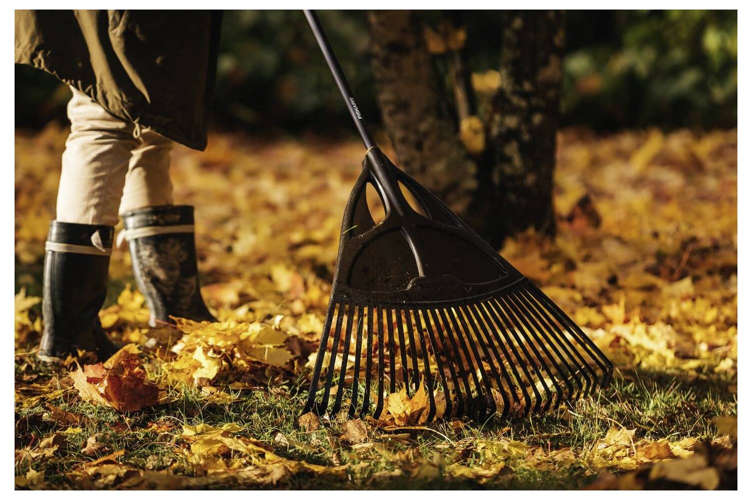 Fiskars 135090 Leaf rake-2