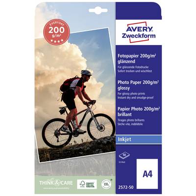 Image of a cyclist on a mountain with clouds in the background. Packaging for Avery Zweckform photo paper, glossy, 200gsm, A4.