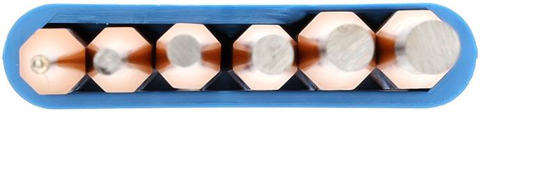 The image shows a cross-section of a multi-core cable with copper wires of varying thickness, surrounded by blue insulation.