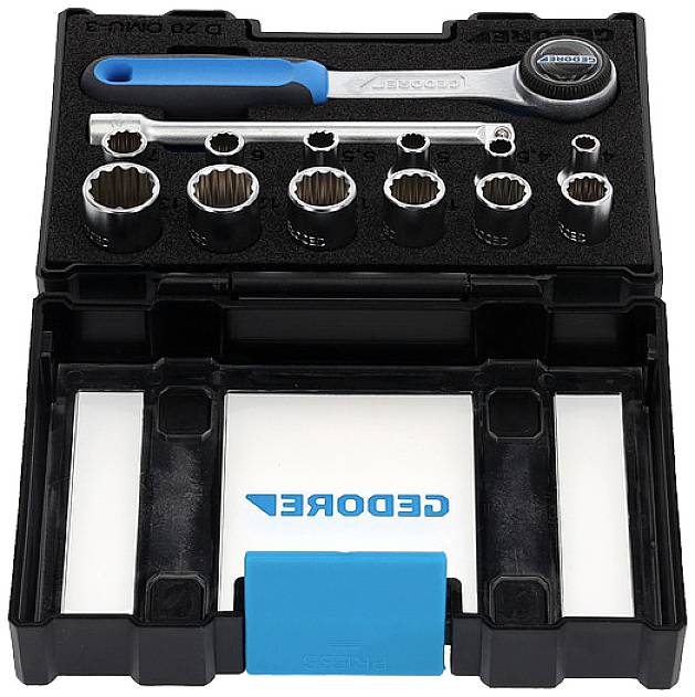 'Gedorre' tool kit with ratchet and various sockets, all organised in a foam-lined case.