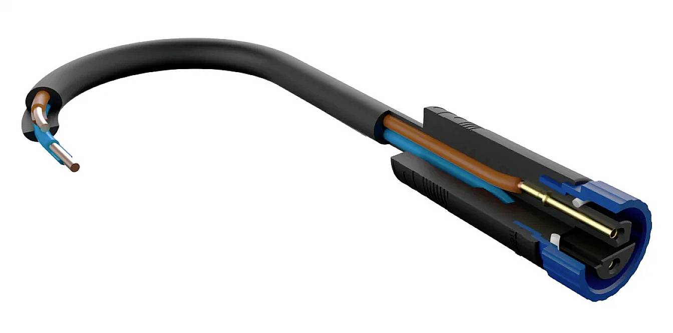 An electrical cable reveals its inner structure with multiple coloured wires: blue, brown and copper-coloured, surrounded by black insulation.