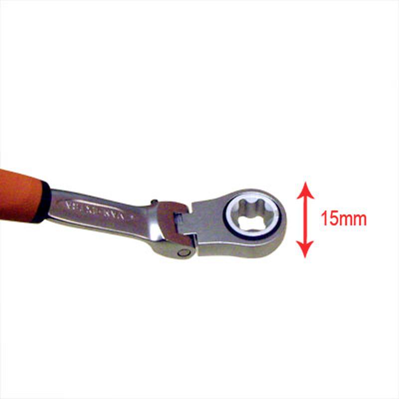 Ratchet spanner with orange handle; 15mm, marked in red.