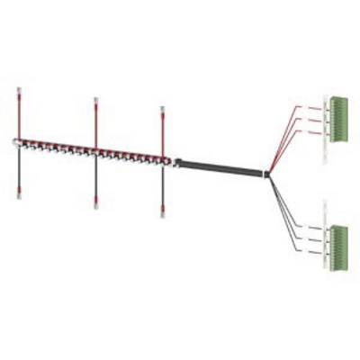 Yagi antenna with red elements connected via black cables to two green distribution boxes; shows signal path connections.