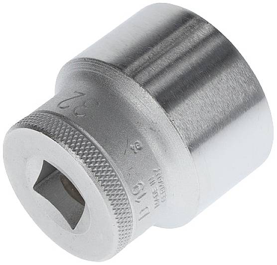 A silver grub screw with metric sizing, compact and cylindrical. Engraved with the number '32'. Ideal for mechanical work.