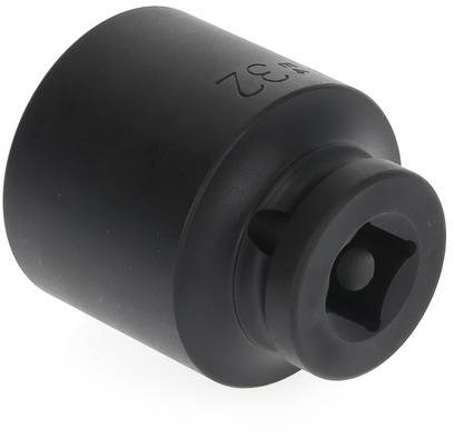 Black socket attachment with square opening, 32 mm diameter, for tightening or loosening screws and nuts.
