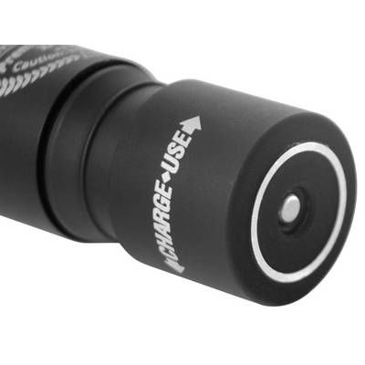Black torch shows a switch with labels 'CHARGE' and 'USE', indicating the operating modes.