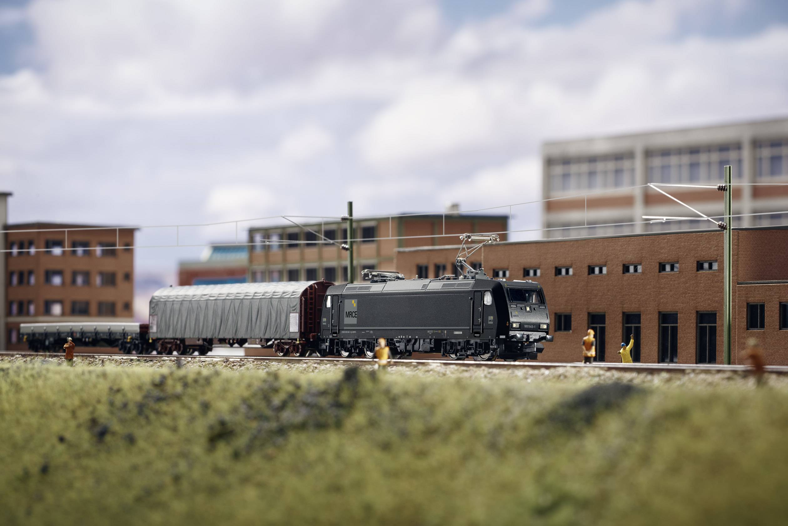 MiniTrix T11147 N Digital-Start-Set goods train-4