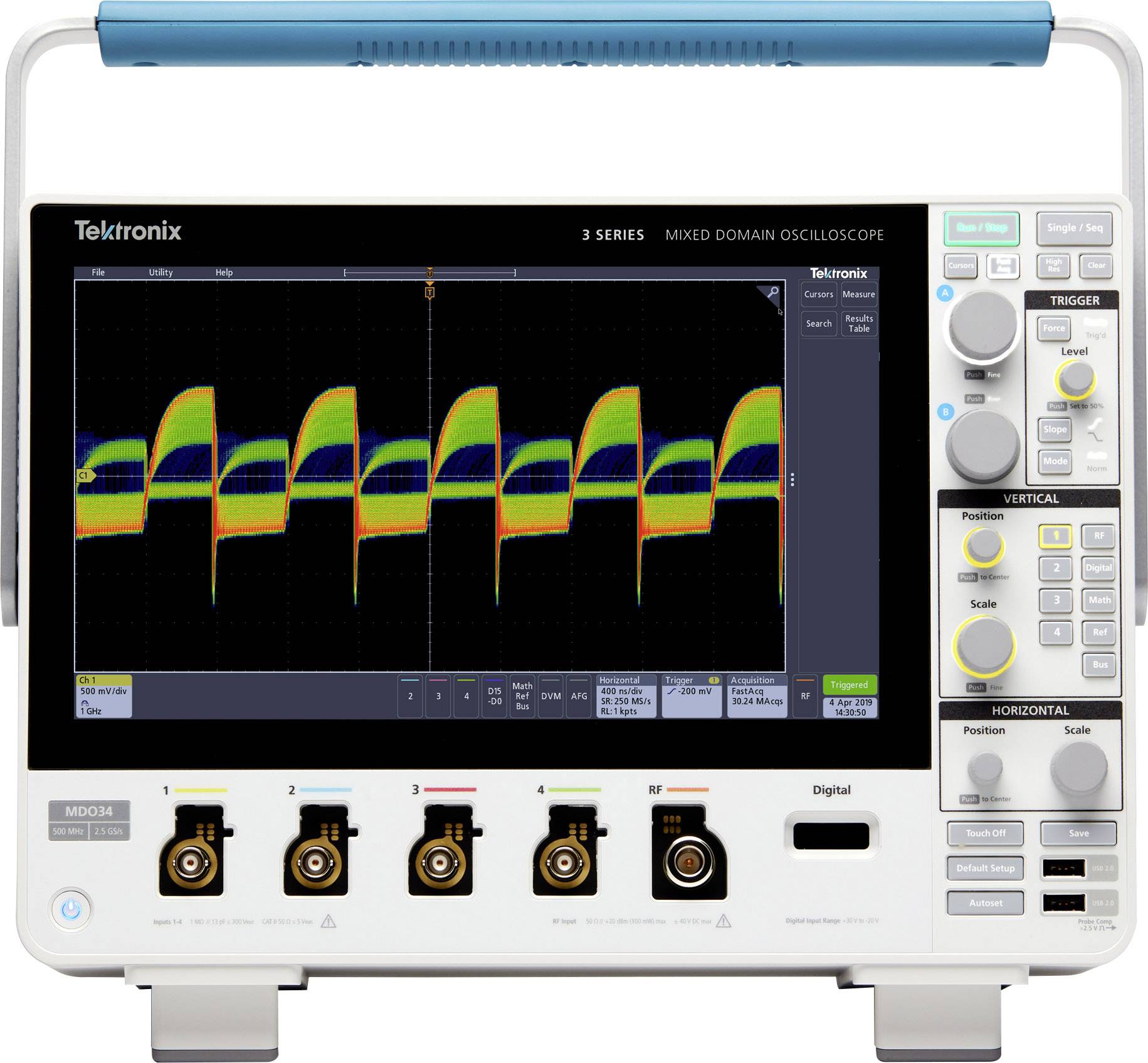 An oscilloscope displays a waveform with multiple periodic signals on a colour display. Control elements for adjustment are visible.