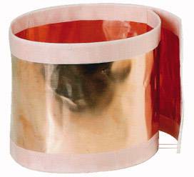 A copper-coloured metal band with a reddish lustre, slightly curved and edged with a bright border.