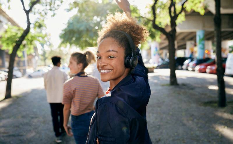 JBL Live 500BT Over-ear headphones Bluetooth® (1075101) Black Headset,  Personalised audio settings, Volume control | Conrad.com