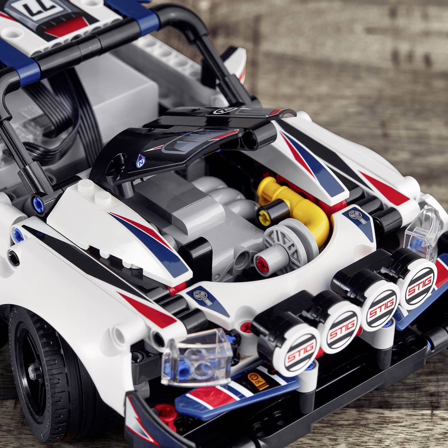 lego technic 42109