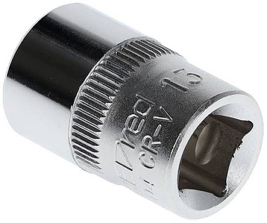A metallic socket with the marking '13' and 'CR-V', suitable for screw connections.