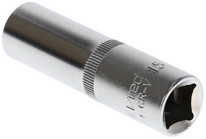 Metallic socket, cylindrical in shape, with a ridged ring and printed size '15', used for tightening nuts or bolts.