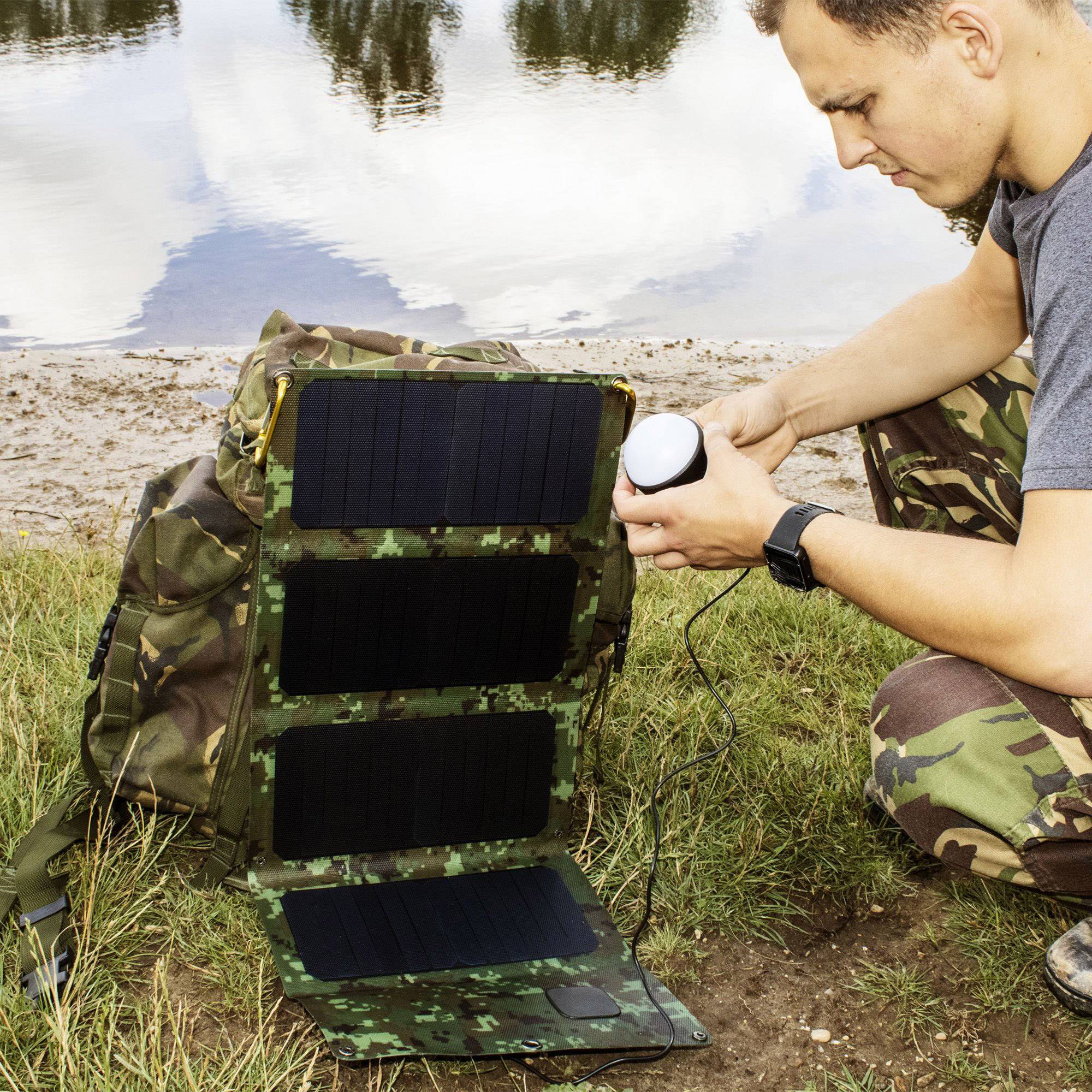 Power Traveller Falcon 28E PTL-FLE028 TAC Solar charger Charging current (max.) 2400 mA 28 W-2
