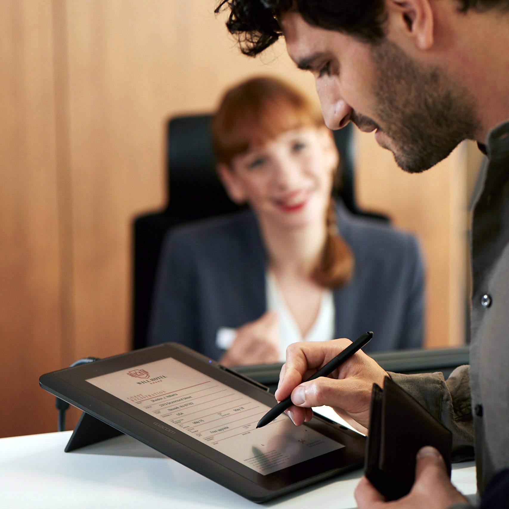 Wacom DTH-1152 Pen & Touch Display USB Pen holder, signature pad Black-3