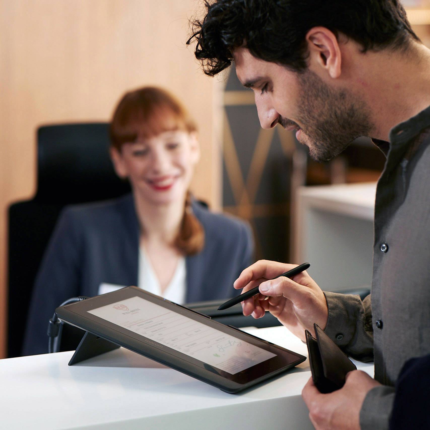 Wacom DTH-1152 Pen & Touch Display USB Pen holder, signature pad Black-6