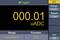 Measuring device display shows '000.01 μADC' with 'DCI' function activated. Settings: Range 'Auto 500µA', Speed 'Low', Relay 'Off'.