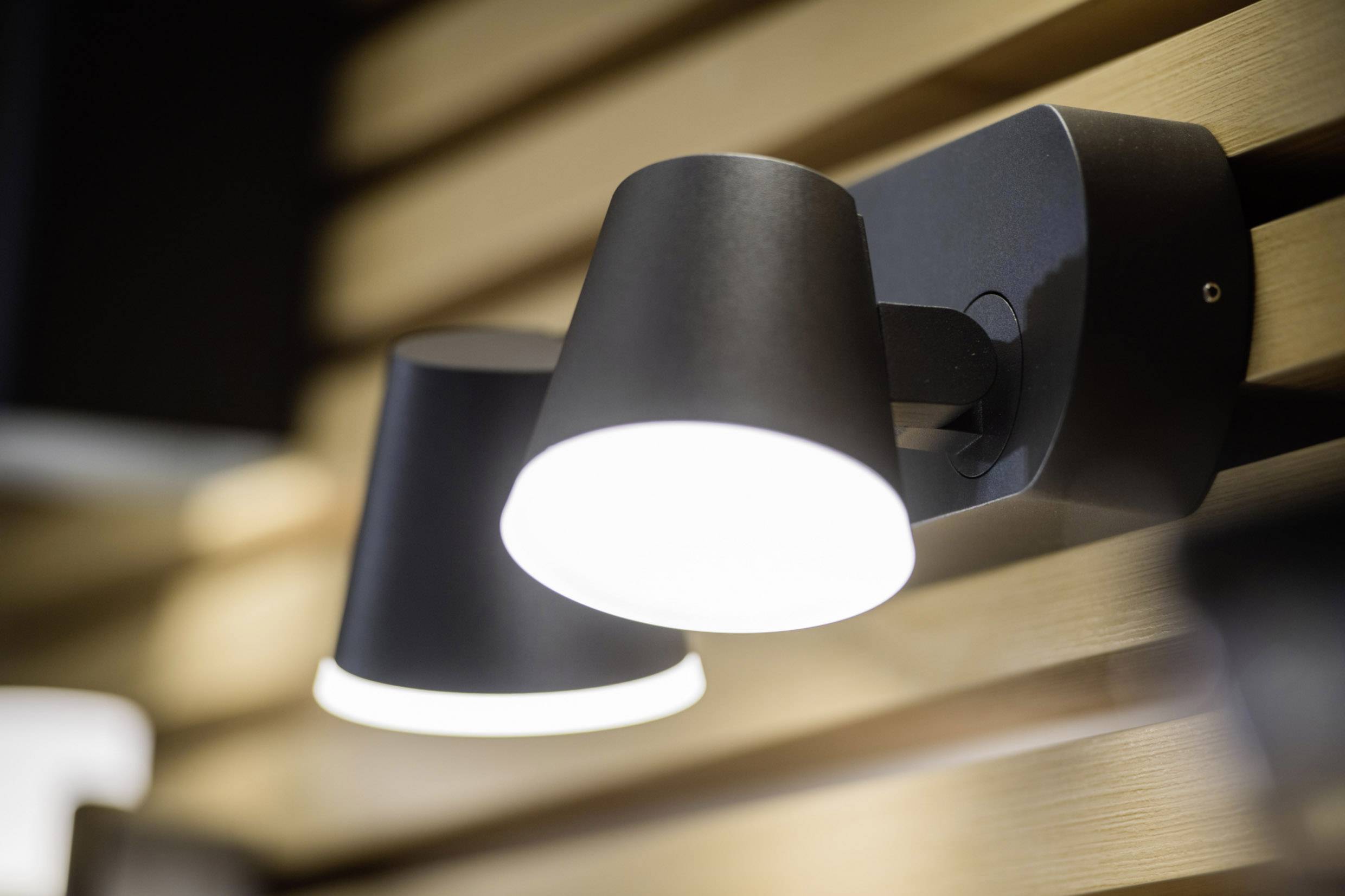 LEDVANCE ENDURA® STYLE MIDI SPOT L 4058075205499 LED outdoor floodlight 20 W-1