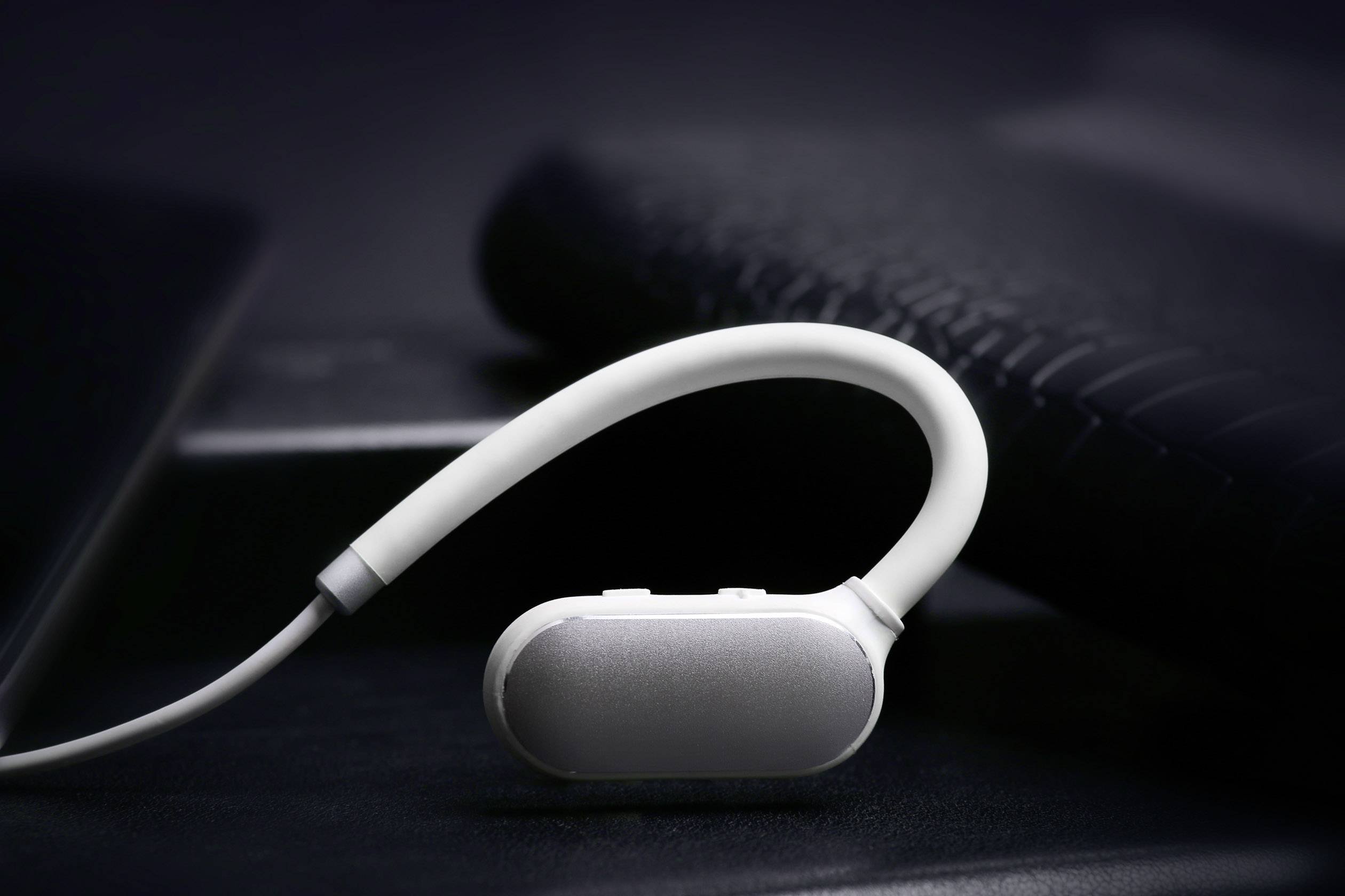 Mi Sport BT Earphones. Xiaomi Sports Health.