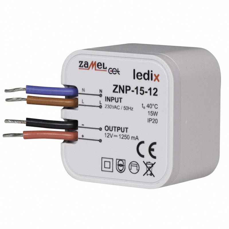 Transformer with label 'Zamel LEDIX ZNP-15-12', 230V input, 12V output, 15W power, IP20 protection rating, temperature range -40°C to 15°C.