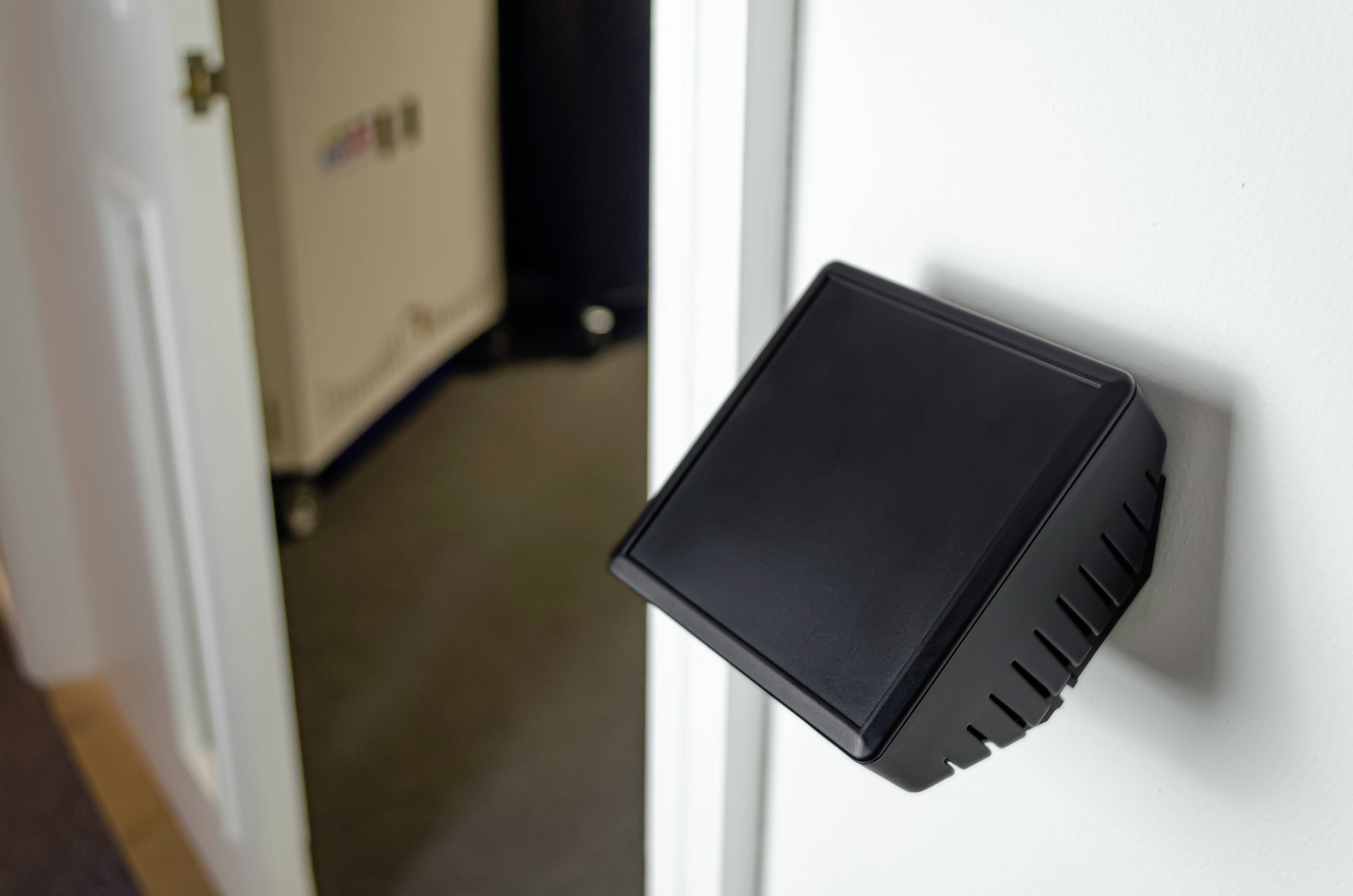 Camdenboss Serie 1500 CB1500-10VBK-KIT-CON Universal enclosure 53.2 x 100 x 100 Acrylonitrile butadiene styrene Black 1 -4