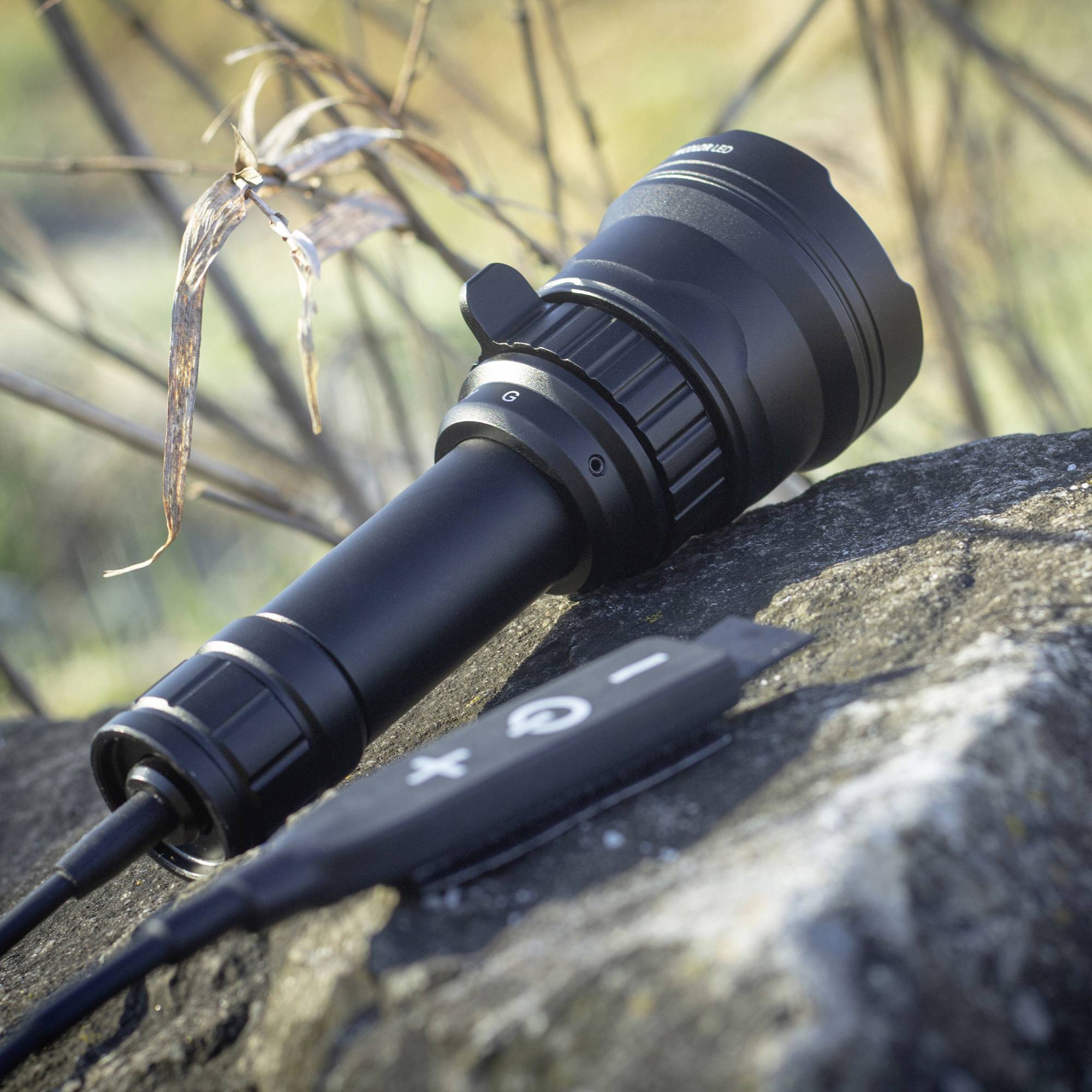 DÖRR Tri-Color LED (monochrome) Torch rechargeable 800 lm 280 g-8