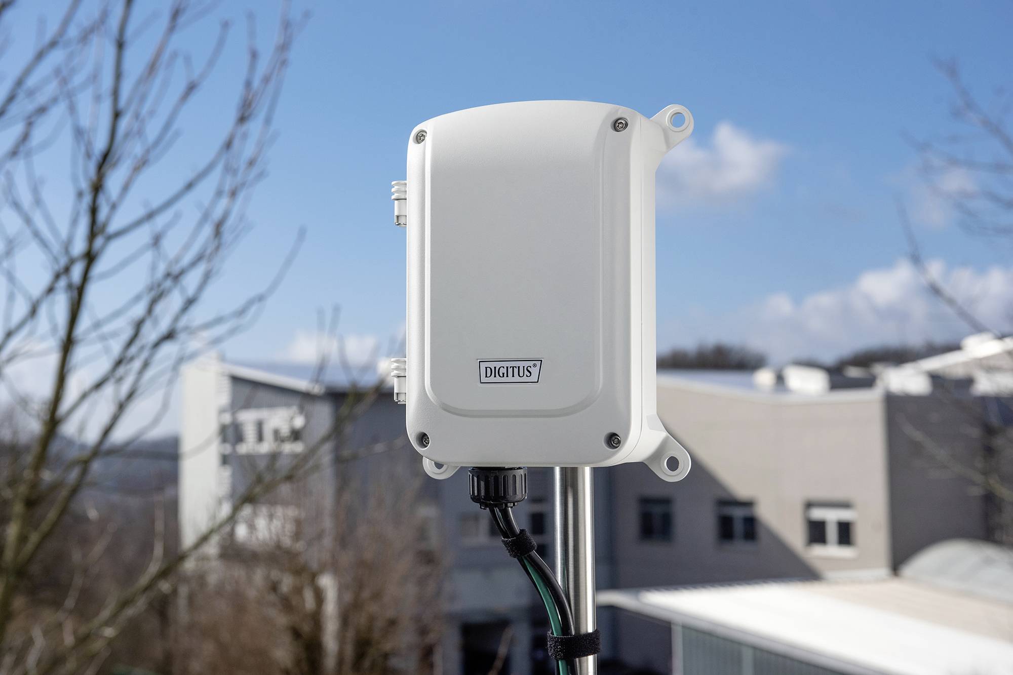 Digitus DN-95345 Network RJ45 switch DN-95345 4+1 ports 10 / 100 MBit/s-6