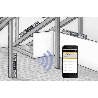 Digital spirit levels measure the angle of inclination of a staircase. Connected to a smartphone via Bluetooth for data display.