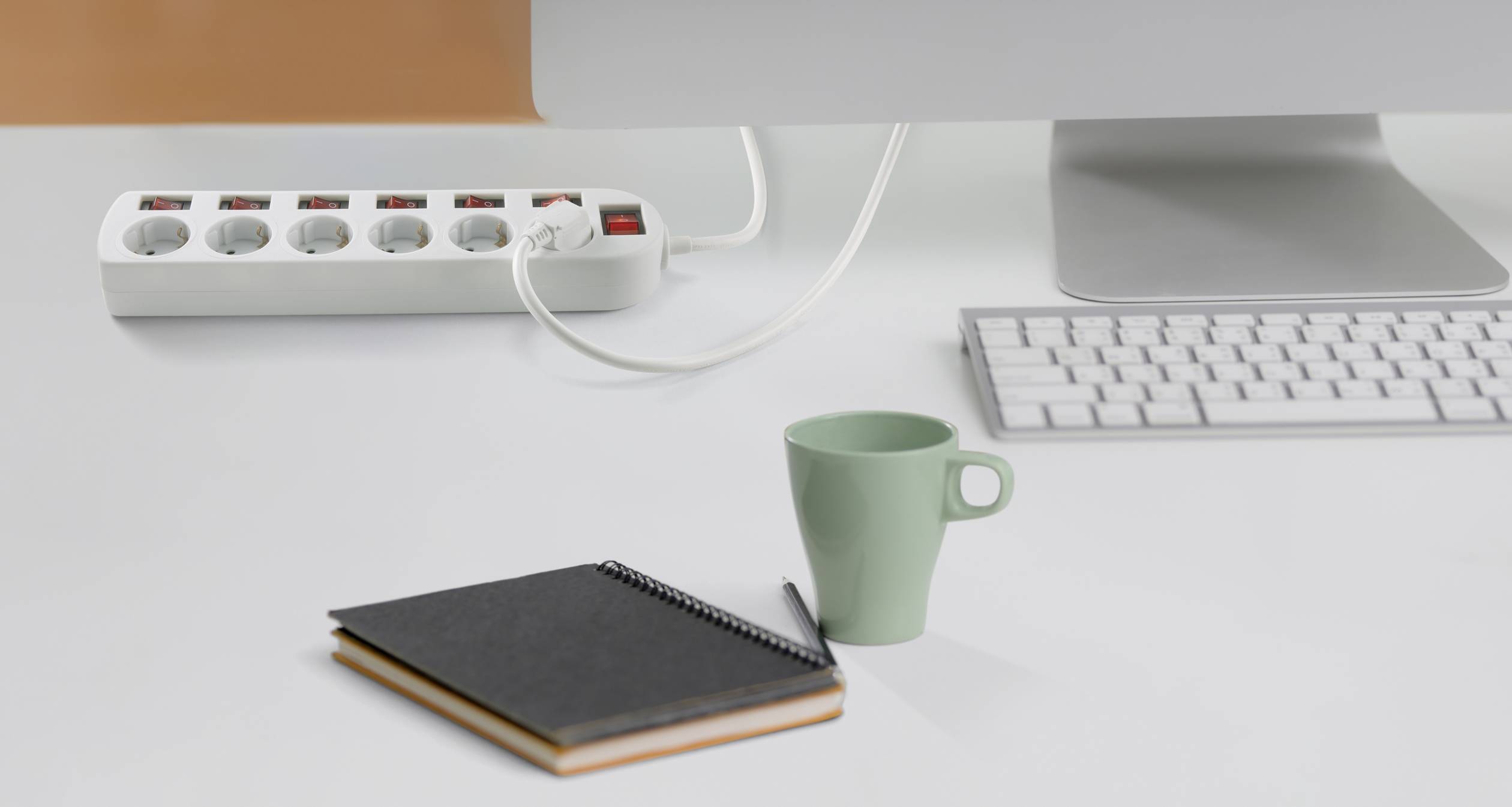 Sygonix SY-4535070 Power strip (+ switch) White PG connector 1 pc(s)-4