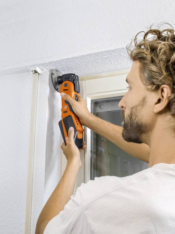 Fein Multimaster AMM 700 Max Top 7 129 34 61 00 0 Cordless multifunction tool incl. spare battery 64-piece 18 V 3 Ah No.-2