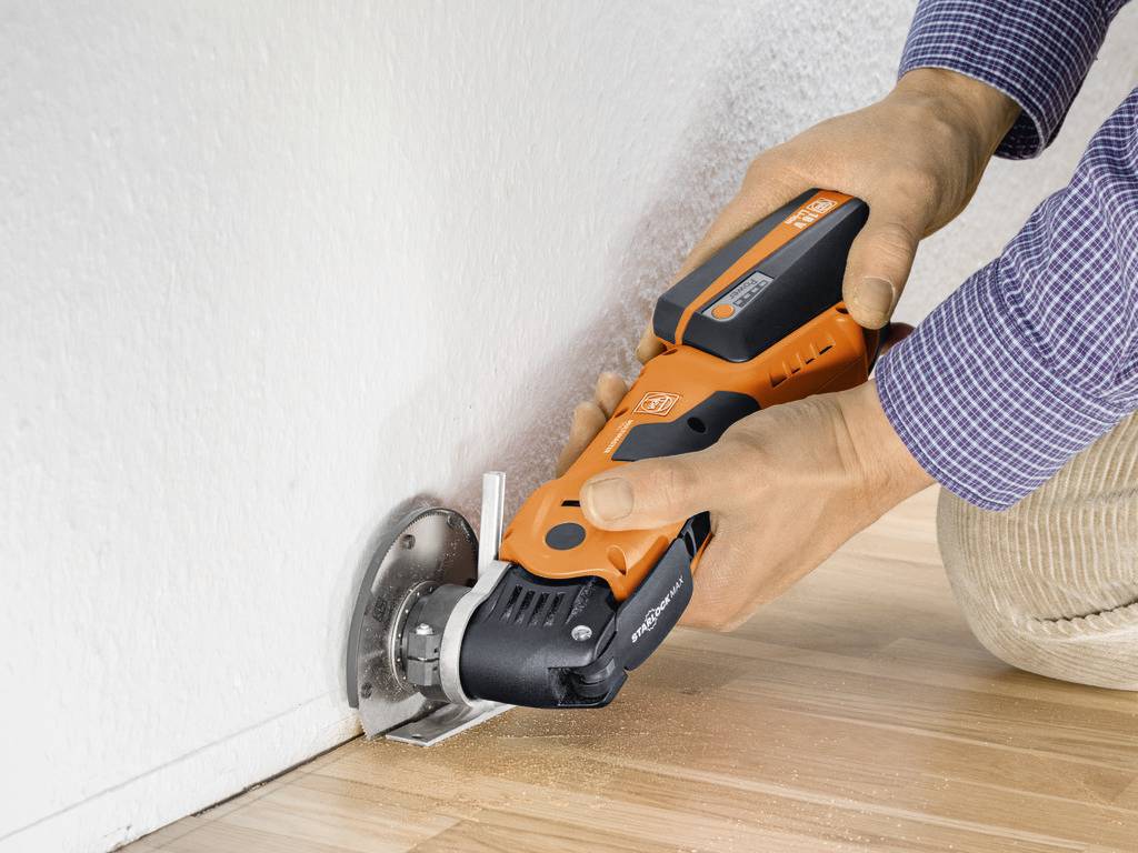 Fein Multimaster AMM 700 Max Top 7 129 34 61 00 0 Cordless multifunction tool incl. spare battery 64-piece 18 V 3 Ah No.-4