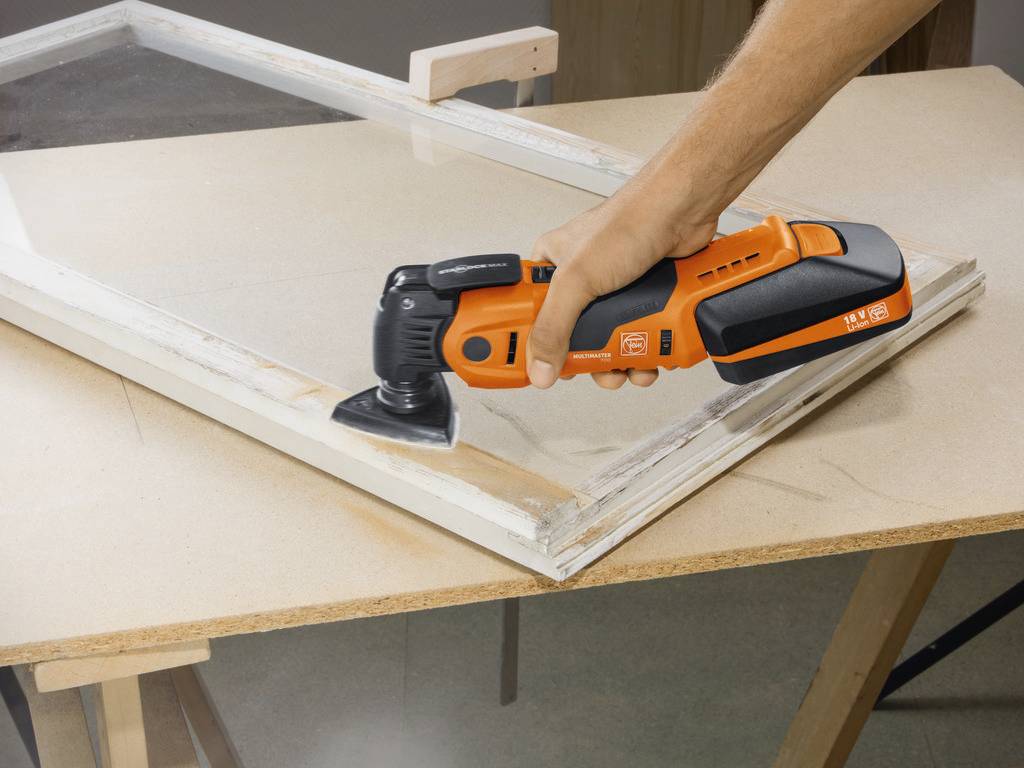 Fein Multimaster AMM 700 Max Top 7 129 34 61 00 0 Cordless multifunction tool incl. spare battery 64-piece 18 V 3 Ah No.-7