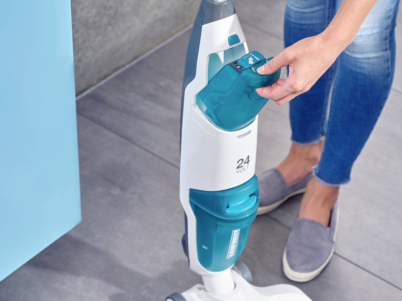 Leifheit Regulus Aqua PowerVac 11922 Wet/dry vacuum cleaner Detachable water tank, Cordless, Stand, Self-cleaning functi-7
