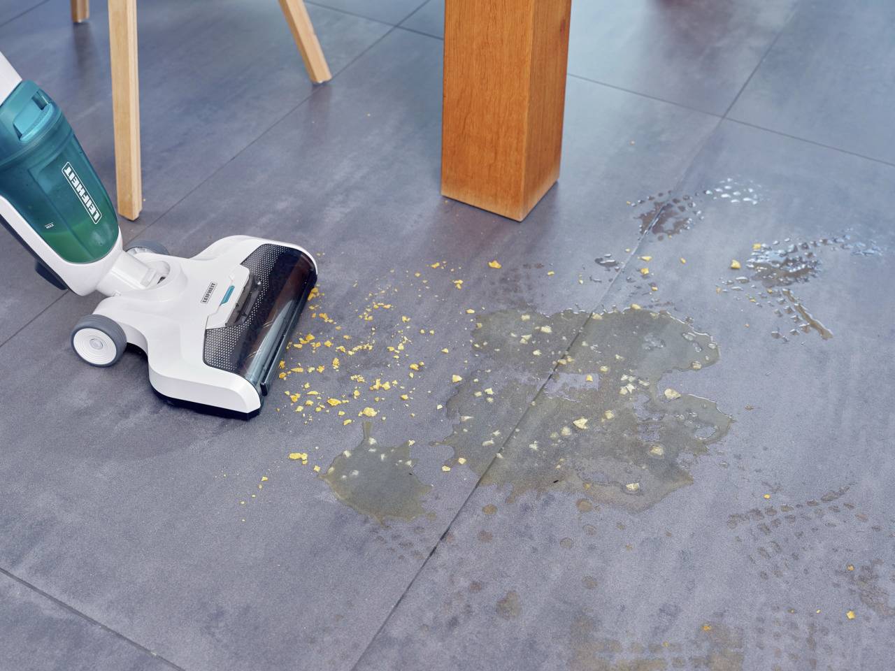 Leifheit Regulus Aqua PowerVac 11922 Wet/dry vacuum cleaner Detachable water tank, Cordless, Stand, Self-cleaning functi-10