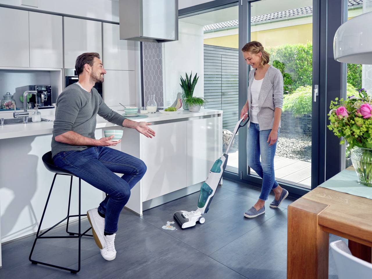 Leifheit Regulus Aqua PowerVac 11922 Wet/dry vacuum cleaner Detachable water tank, Cordless, Stand, Self-cleaning functi-12