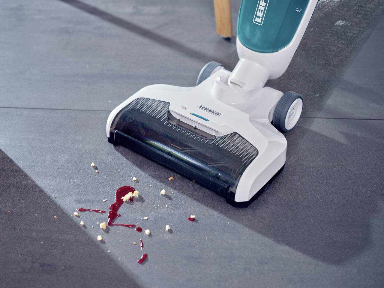 Leifheit Regulus Aqua PowerVac 11922 Wet/dry vacuum cleaner Detachable water tank, Cordless, Stand, Self-cleaning functi-17
