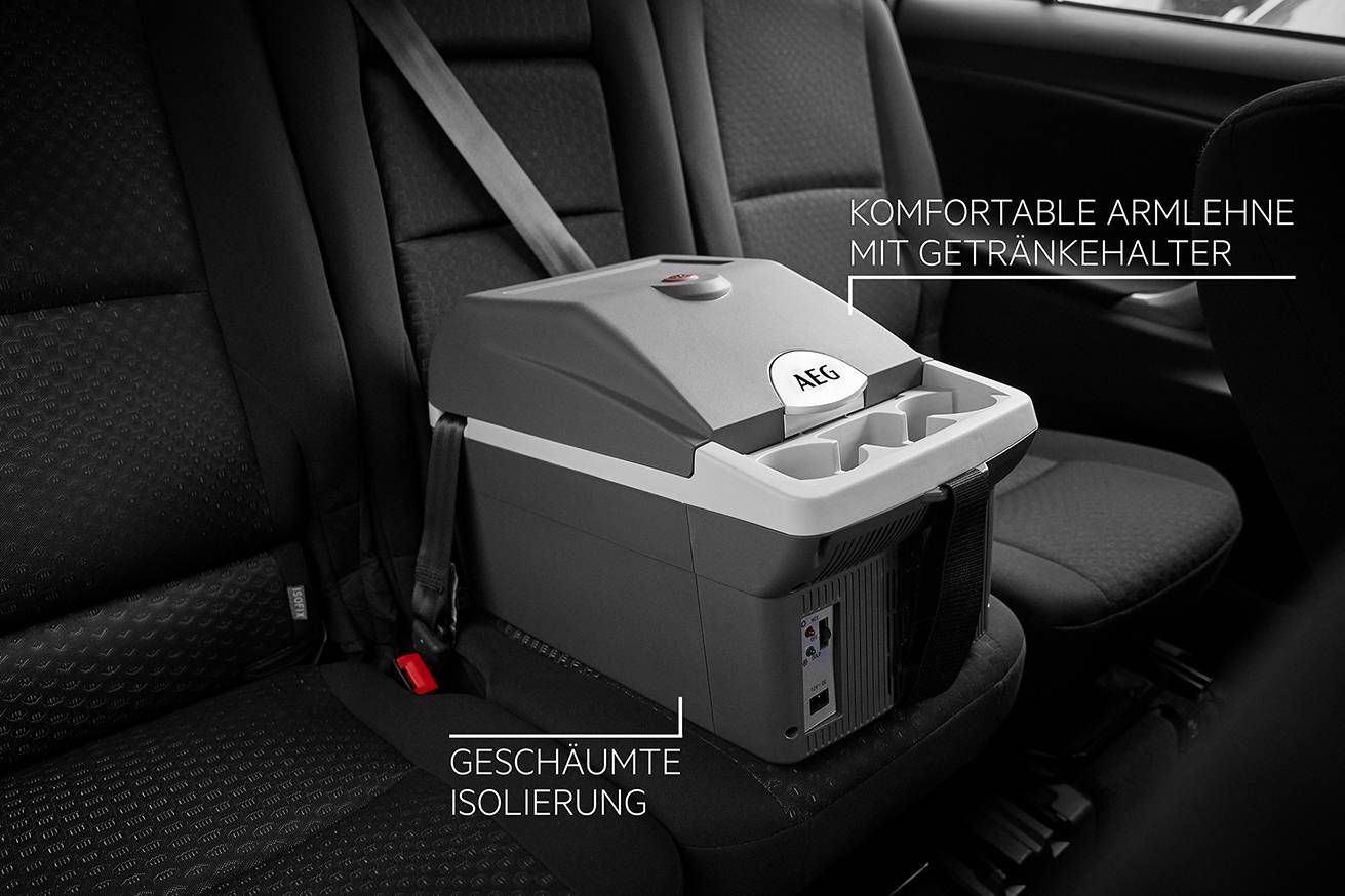 Cool box on a car seat with text 'Comfortable armrest with drink holder' and 'Foamed insulation'. Seats in the background visible.
