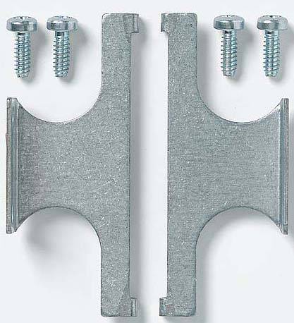 Two wrought iron clamps and four screws for fixing, arranged on a white background.