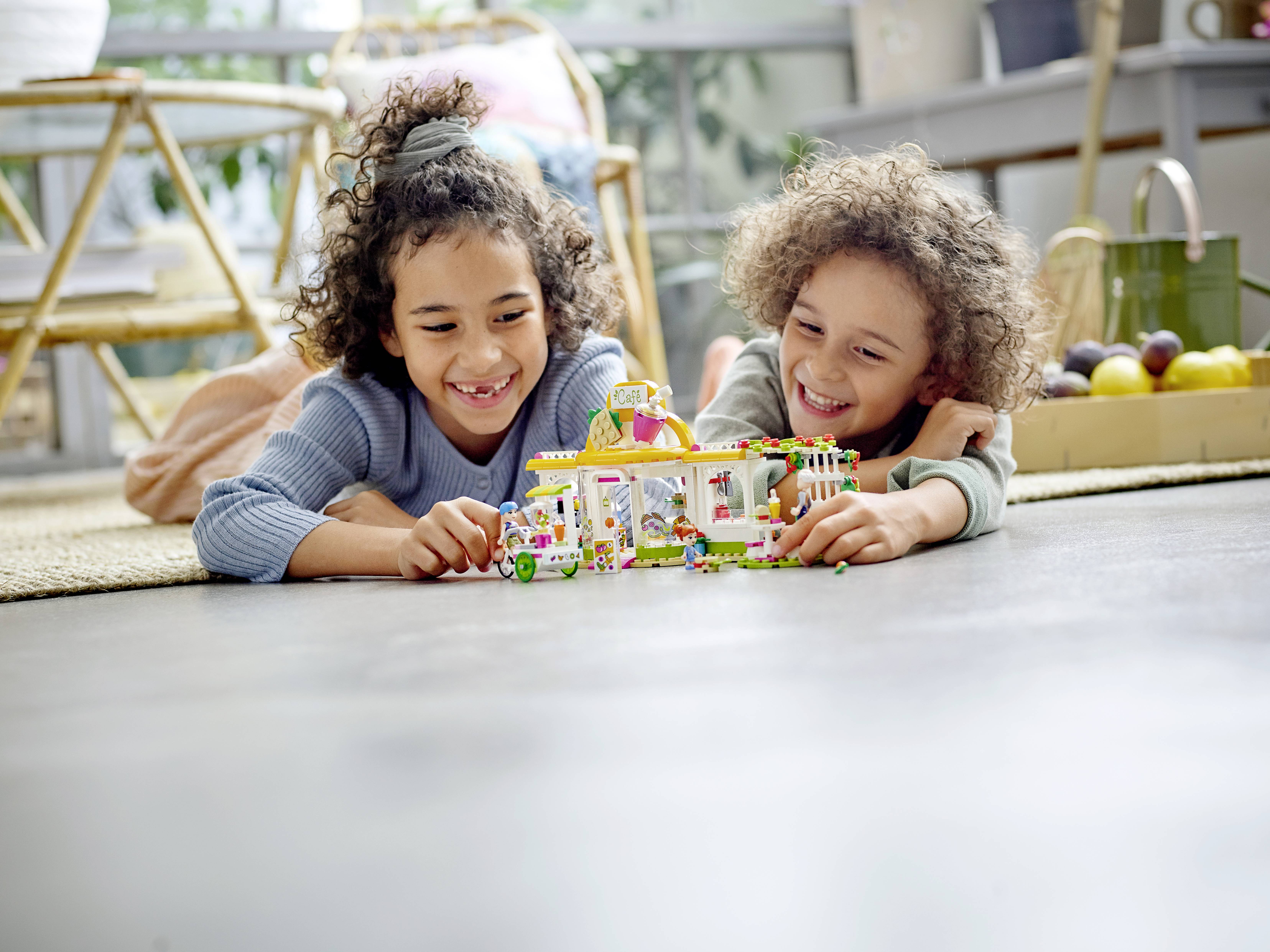 41444 LEGO® FRIENDS Heartlake City Bio-Café-7